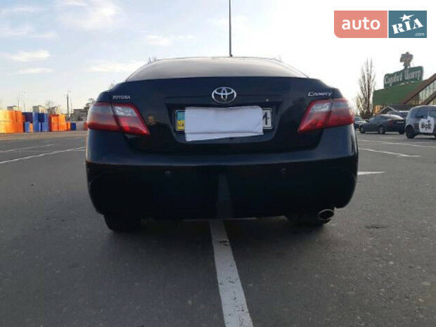 Toyota Camry 2010 року
