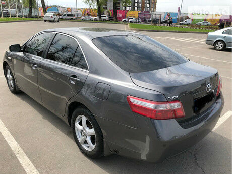 Toyota Camry 2008 года