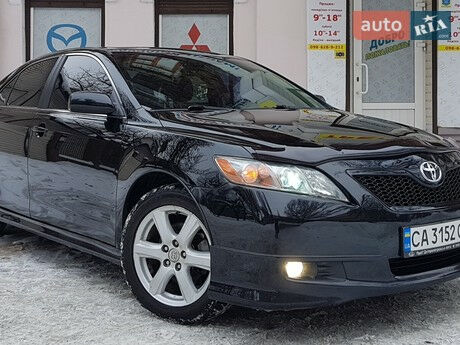 Toyota Camry 2008 года