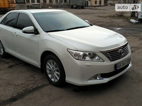 Тойота Камри 2014 года Toyota Camry 2014 года