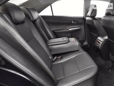 Toyota Camry 2014 года
