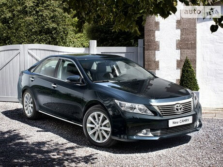 Тойота Камри 2003 года Toyota Camry 2003 года