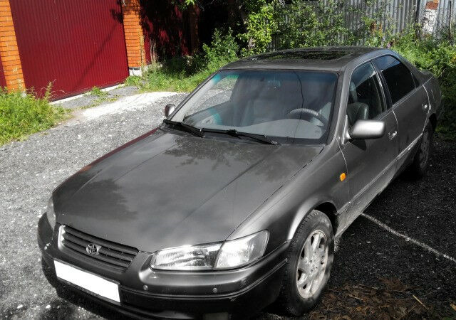 Toyota Camry 1997 года