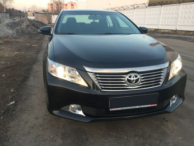 Toyota Camry 2014 года