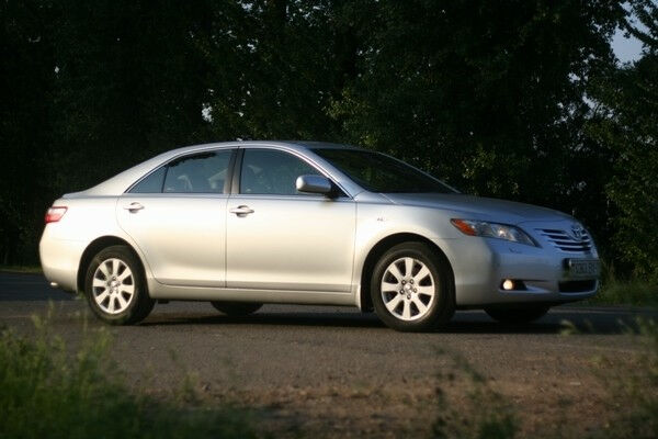 Toyota Camry 2006 года