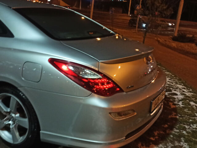 Toyota Camry 2006 года