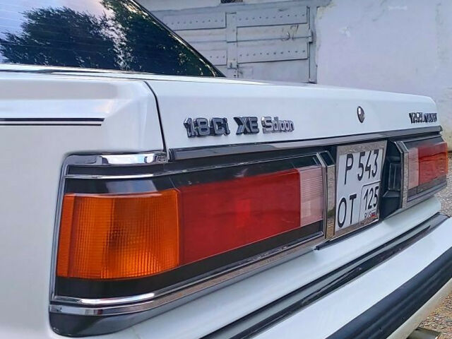 Toyota Camry 1985 года