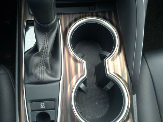 Toyota Camry 2018 года
