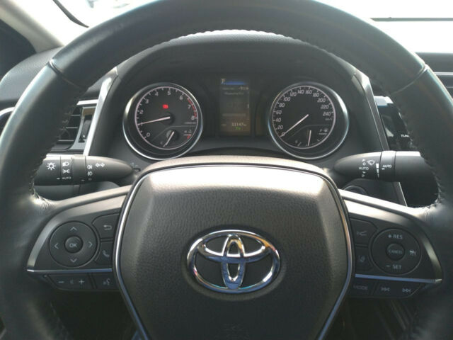 Toyota Camry 2018 года