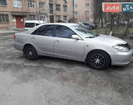 Toyota Camry 2004 года - Фото 3 авто