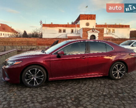 Toyota Camry 2018 года