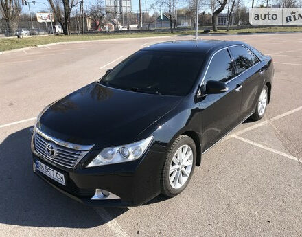 Toyota Camry 2012 года