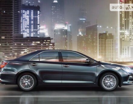 Toyota Camry 2012 года