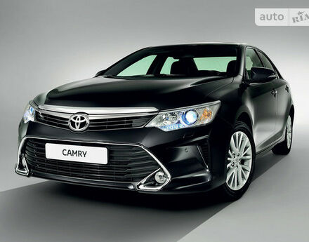 Toyota Camry 2013 года