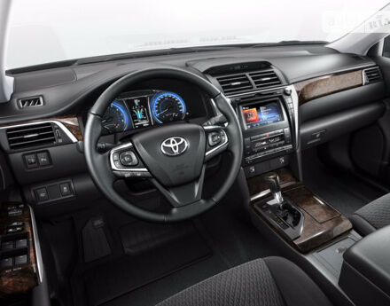 Toyota Camry 2012 года
