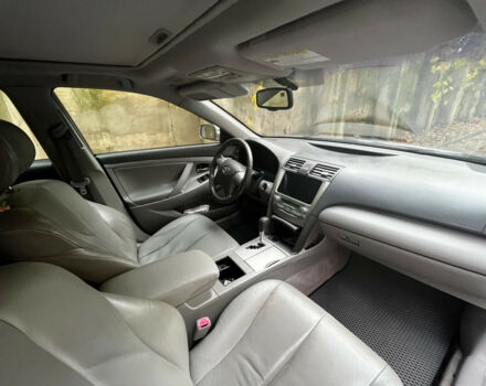 Toyota Camry 2006 года