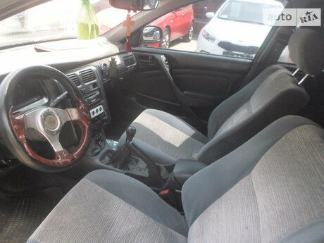 Тойота Карина 1988 року Toyota Carina 1988 року