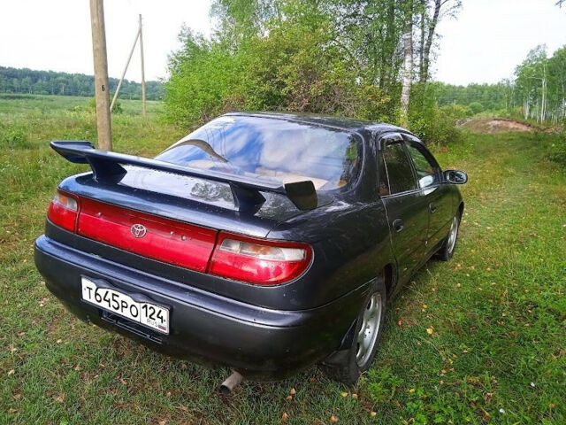 Toyota Carina 1993 года