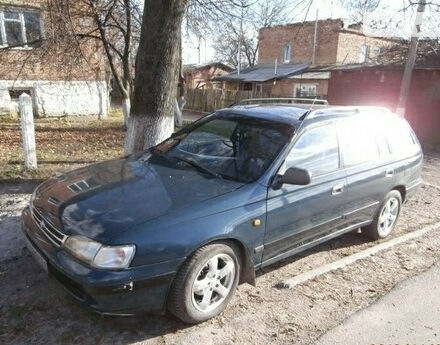 Toyota Carina 1993 года