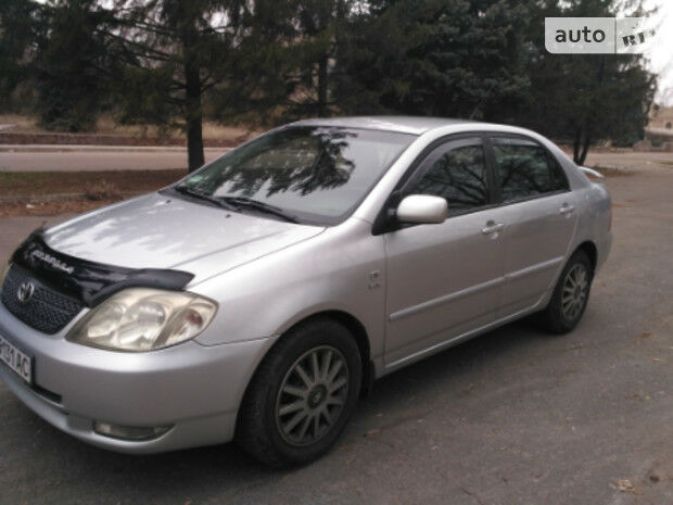 Toyota Corolla 2002 года