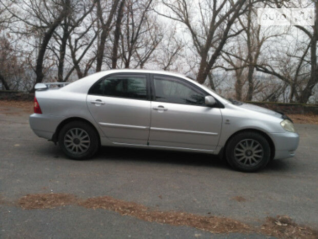 Toyota Corolla 2002 року