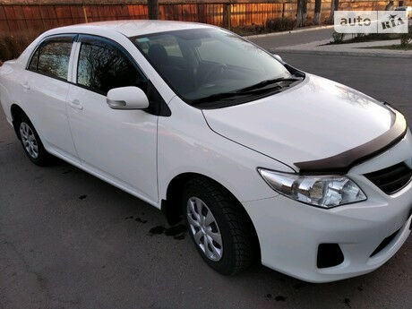 Toyota Corolla 2012 року