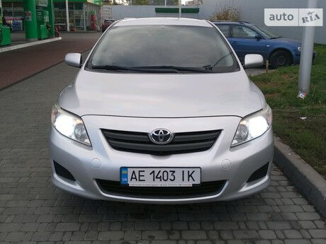 Тойота Королла 2009 года Toyota Corolla 2009 года
