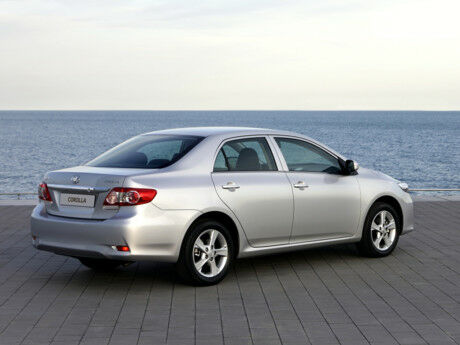 Тойота Королла 2004 года Toyota Corolla 2004 года