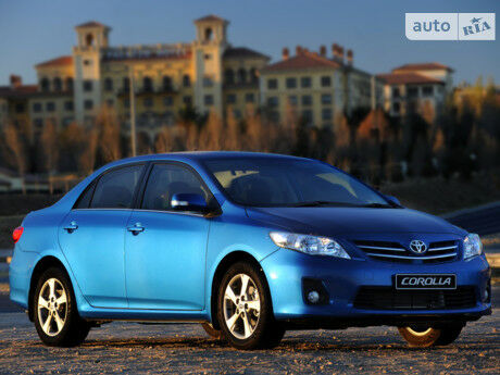 Toyota Corolla 2013 года