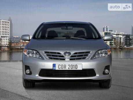 Тойота Королла 2000 года Toyota Corolla 2000 года