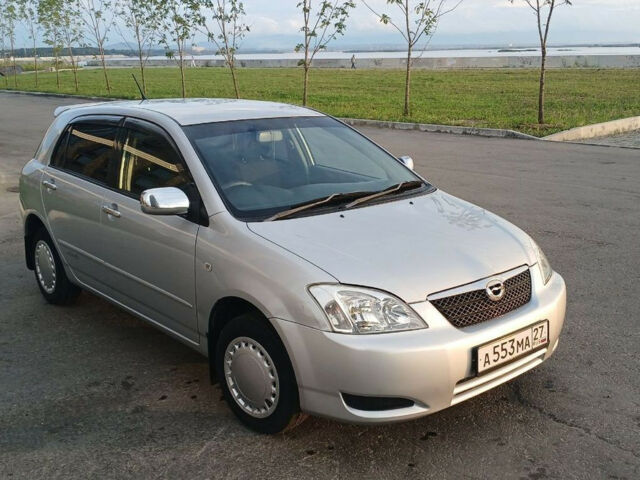 Toyota Corolla 2004 года