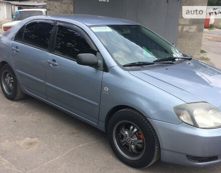 Toyota Corolla 2003 года