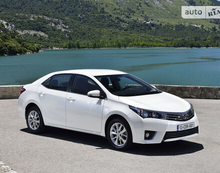 Toyota Corolla 2013 года