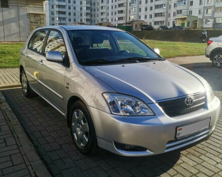 Toyota Corolla 2003 года