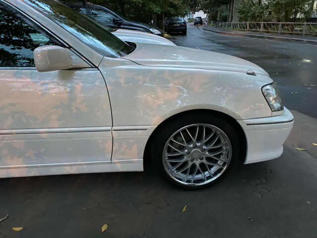Toyota Crown 2003 года