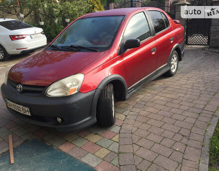 Toyota Echo 2005 года