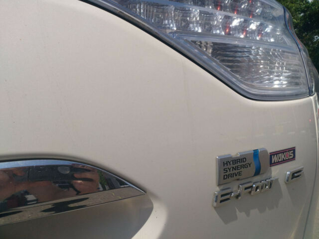 Toyota Estima 2009 года