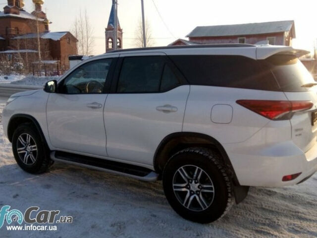 Toyota Fortuner 2017 года