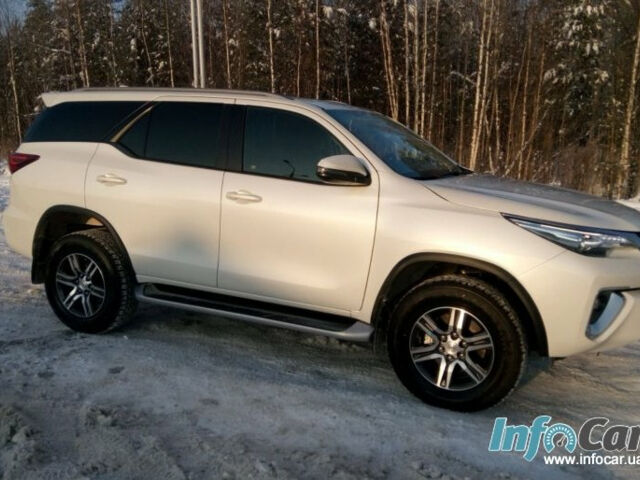 Toyota Fortuner 2017 года