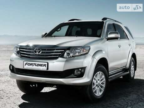 Toyota Fortuner 2008 года