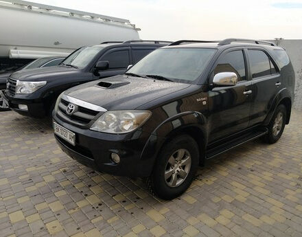 Toyota Fortuner 2007 года