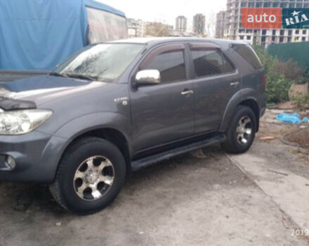 Toyota Fortuner 2007 года - Фото 3 авто