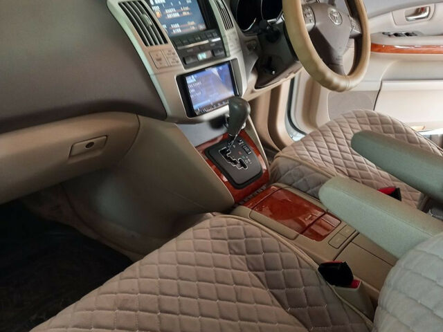 Toyota Harrier 2011 года