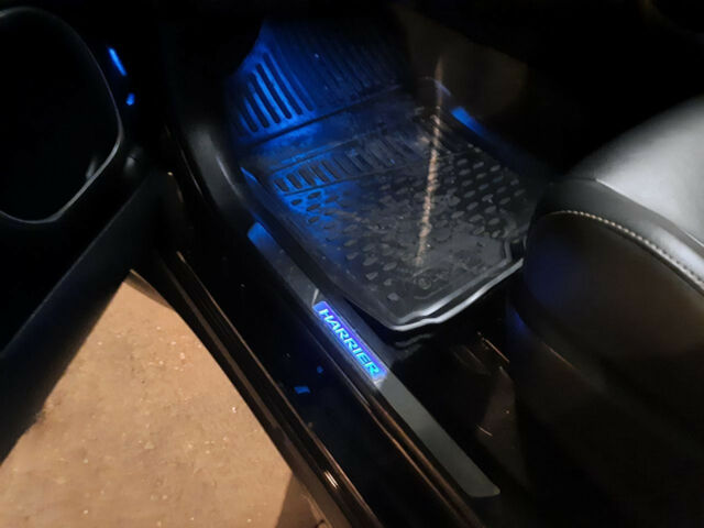 Toyota Harrier 2017 року