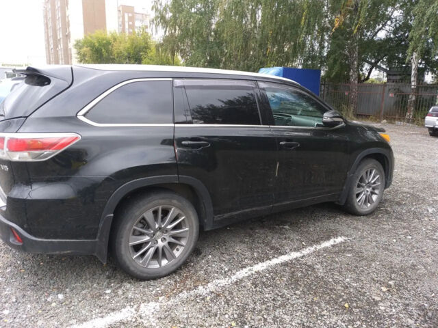 Toyota Highlander 2015 года
