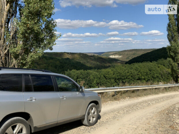 Toyota Highlander 2012 року