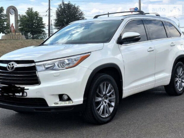 Toyota Highlander 2014 года