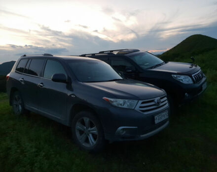 Toyota Highlander 2010 року - Фото 2 автомобіля