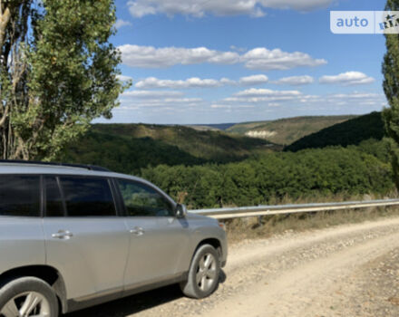 Toyota Highlander 2012 года