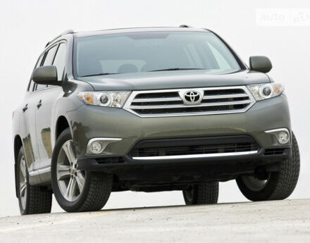 Toyota Highlander 2011 року